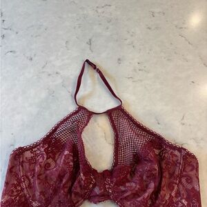 Elegant Lace Halter Bralette - French affair Burgundy